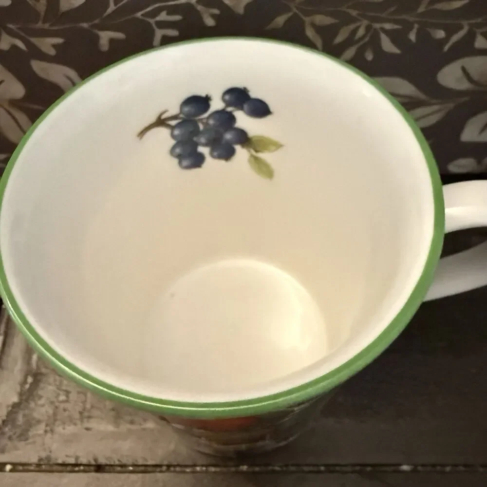 Vintage Crown Trent Fruit Coffee Tea Mug Bone China England Papel Giftware